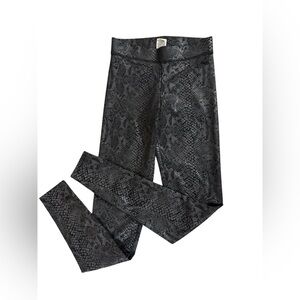 Pink VS Leggings size XS